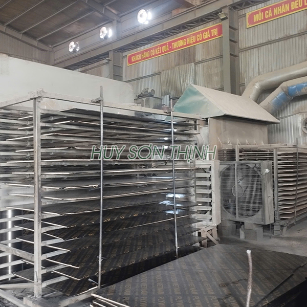 Ván ép phủ phim chống thấm 2 mặt